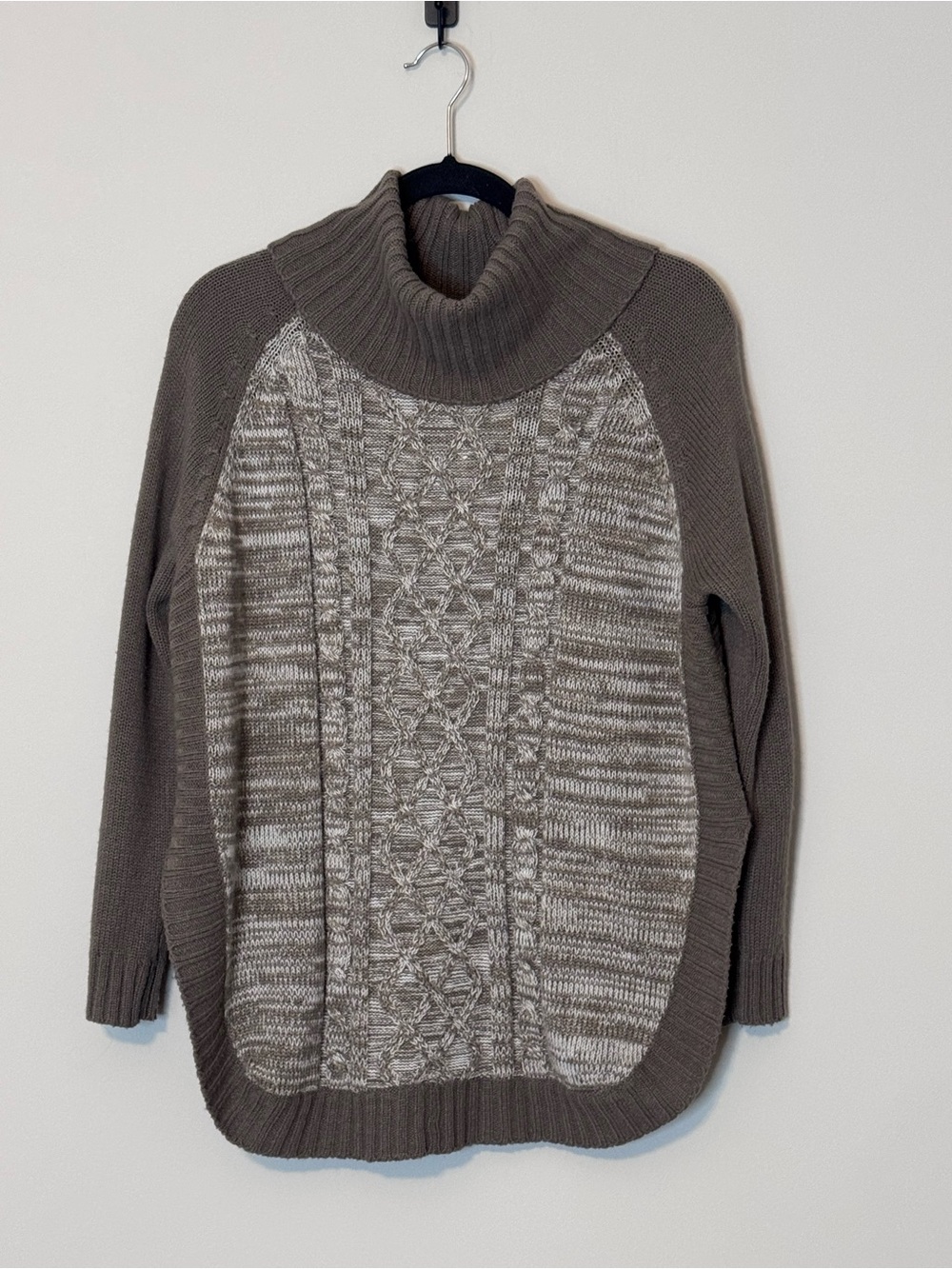 Jason Maxwell Cable Knit Cowl Neck Sweater Size Medium Taupe Cream